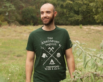 Das Abenteuer beginnt jetzt. - Fair gehandeltes Bio Männer T-Shirt - Slub Green