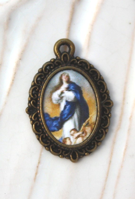 Bracelets//Your Choice of Metal Immaculate Conception /"Mini Medal/" for Rosary