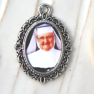 Mother Angelica Mini Medal | Add to Rosaries/Bracelets/Necklaces/Zipper Pulls | Catholic Medal | Bronze, Silver or Gold Charm | STA-101-212: