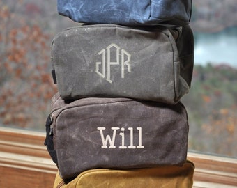 Personalized Mens Toiletry Bag, Dopp Kit for Men, Waxed Canvas Bag, Groomsmen Bag Dopp Kit, Personalized Dopp Kit, Graduation Gift Monogram