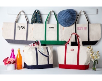 Custom Beach Bag Tote, Embroidered Tote Bag, Monogrammed Bridesmaid Tote Bag, Girls Trip Favors Bag, Tote Bag with Zipper, Custom Bag Canvas