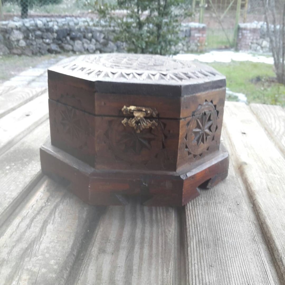 Carved Wood Octagonal Jewellery Box Handcraft Maraş/footed Wooden Box ...