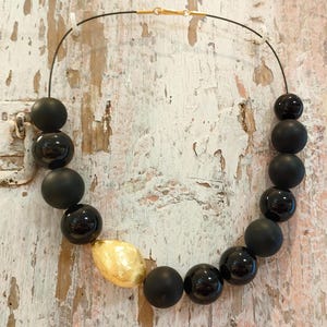 Onyx bib necklace.Fine and elegant black Onyx necklace.Necklace with high quality glossy and matt Onyx.Healing gemstone.Capricorn gemstone.