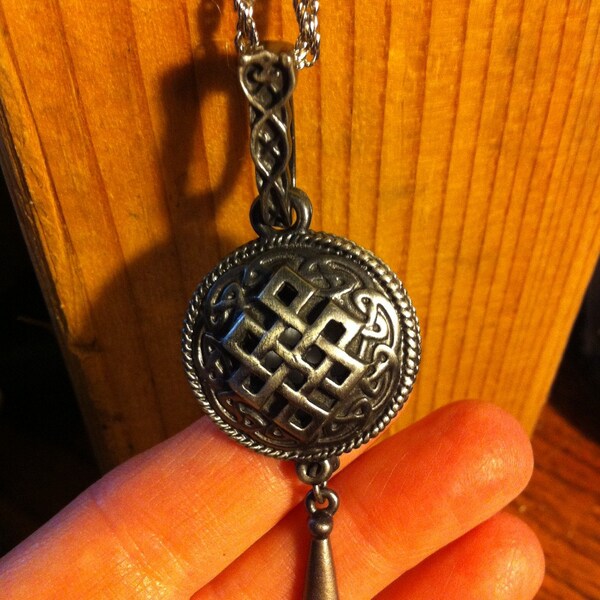 Celtic knots on pewter diffuser pendant necklace.