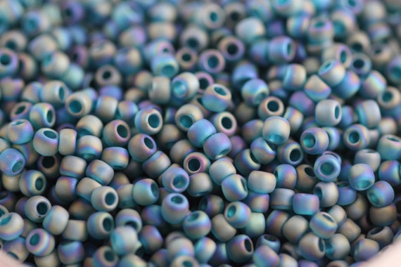 10 g Opaque-Givré Jet Black Toho perles de rocaille 8//0-49F
