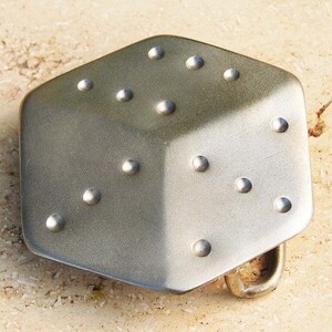 Belt buckle cube made of hand-driven nickel silver image 1