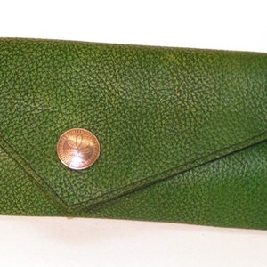 Tobacco bag with leaf compartment & coin closure... image 1