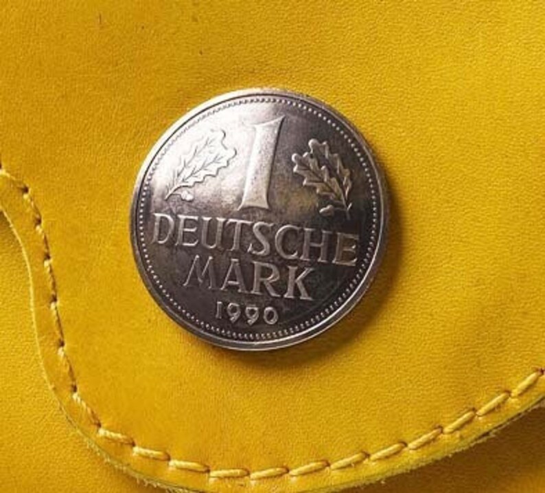 Casquette décorative le Deutsche Mark image 1