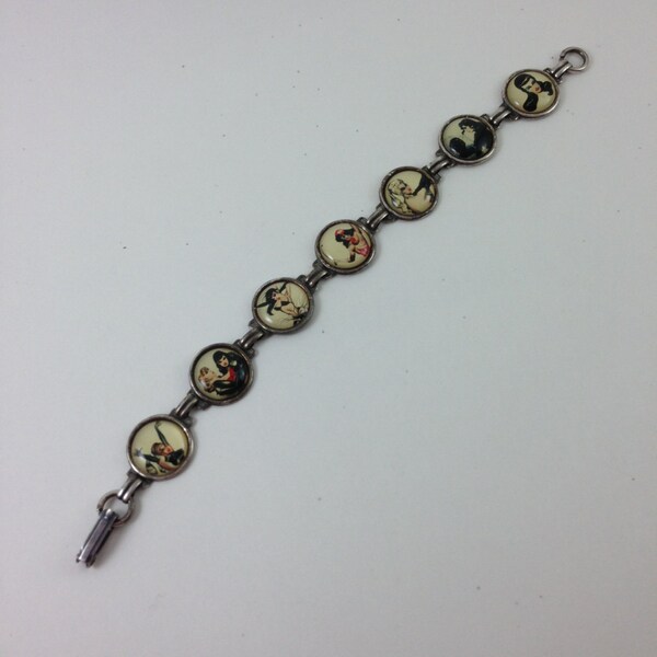 Vintage 1940's Pin up Girl Bracelet Retro Woman's