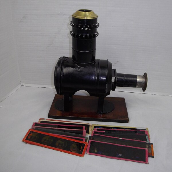 Magic lantern projector, working LED lit battery powered