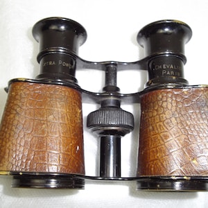 CHEVALIER PARISアンティーク双眼鏡 Vintage French Chevalier Opticien Paris Brass Binoculars
