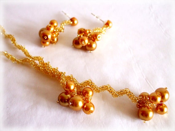 Curly Gold necklace beading TUTORIAL