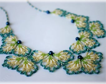 BluePetals necklace beading TUTORIAL