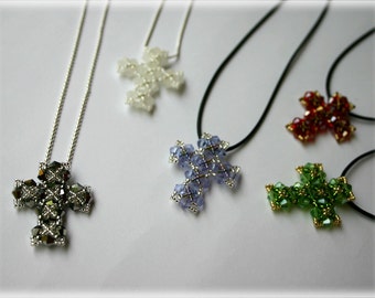 Cross pendant beading TUTORIAL