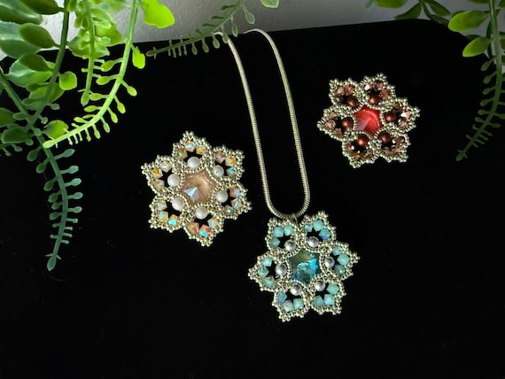 ShellFlower pendant beading TUTORIAL