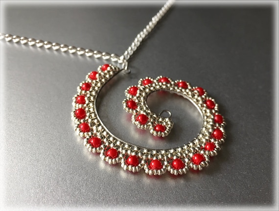 RedSpiral pendant beading TUTORIAL