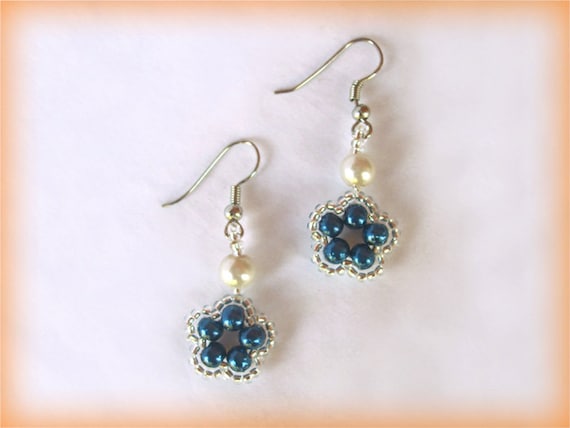 Blue flower earrings beading TUTORIAL