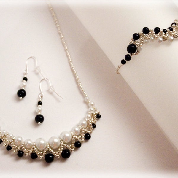 Black and white set beading TUTORIAL