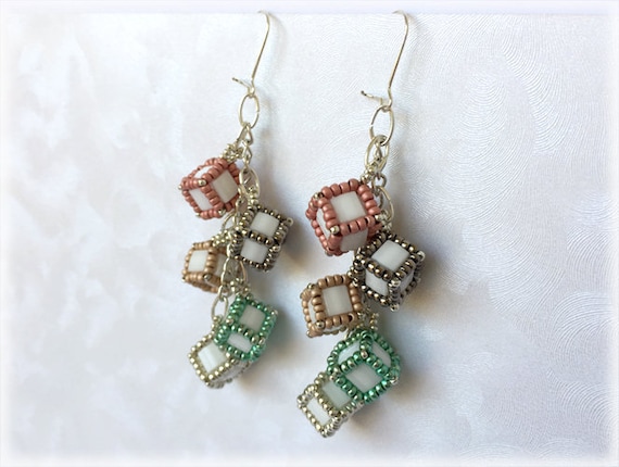 CubeDice earrings beading TUTORIAL