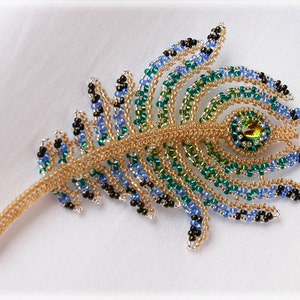 Peacock Feather brooch beading TUTORIAL