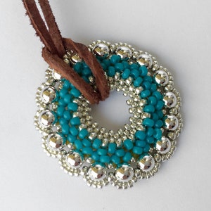 DoubleColor pendant beading TUTORIAL image 3