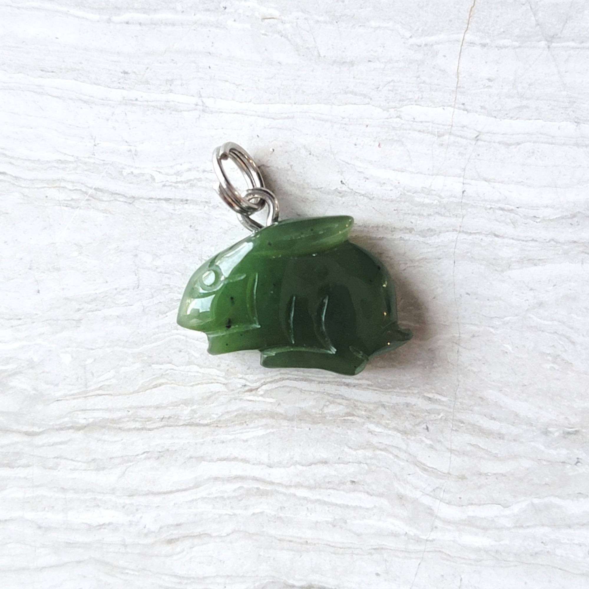 K18 天然翡翠うさぎネックレスグリーン翡翠