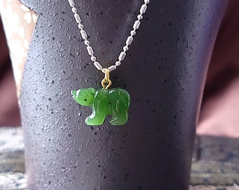 本物の翡翠ウサギペンダント、天然グリーン翡翠ウサギチャーム、ウサギ