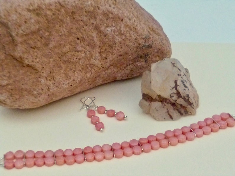 Pink coin bracelet in sea bamboo with sterling silver.