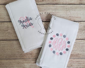 Set of 2 embroidered burp cloths - Personalized baby girl burp cloth set - Monogrammed baby shower gift - Newborn - Pink - Gray