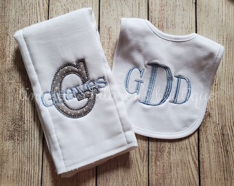 Personalized Baby Boy Bib and Burp Cloth Set - Embroidered Bib - Monogram Burp Cloth - Gray - Newborn - Baby Shower Gift - Burp Cloth Set