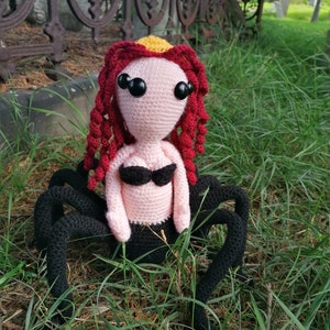 Spider woman/ Queen amigurumi crochet PDF pattern image 3