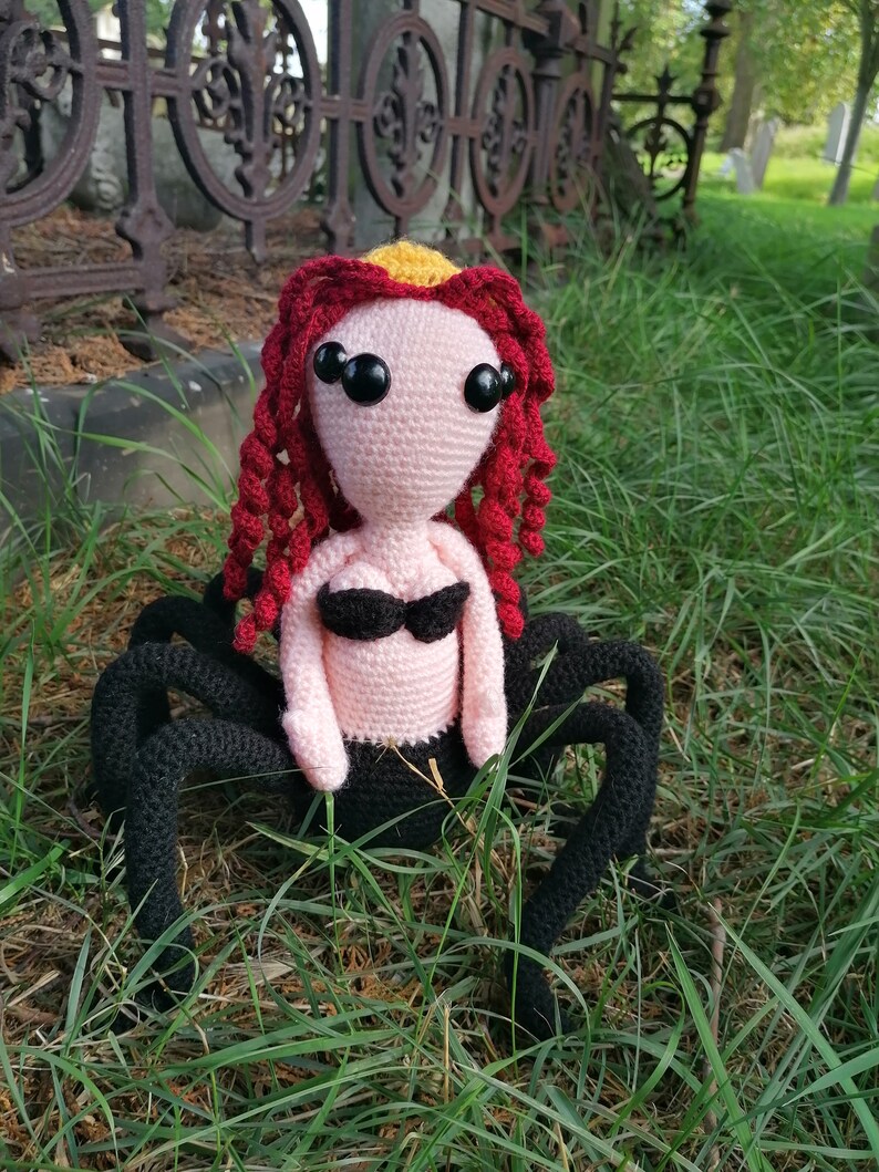 Spider woman/ Queen amigurumi crochet PDF pattern image 3