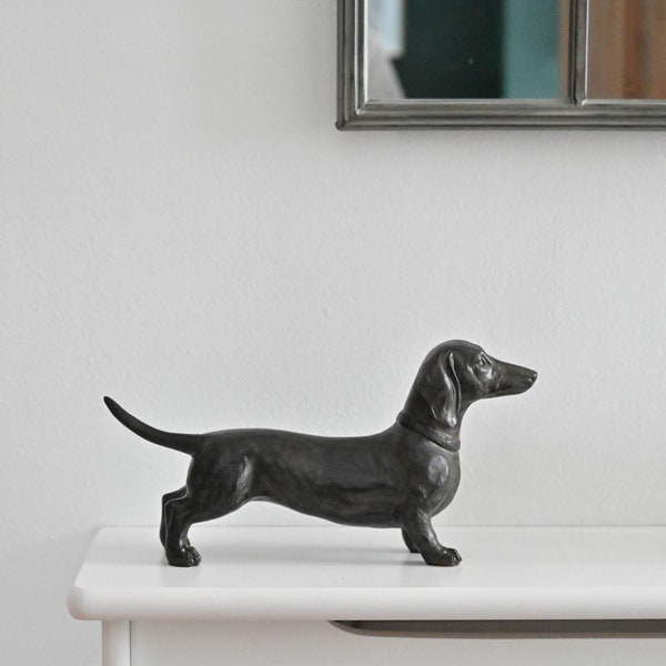 Dachshund Ornament Gift Sausage Dog Doxie Daxie Dachs Statue Home Ornament, Wiener Dog Antique Style Collectable Resin