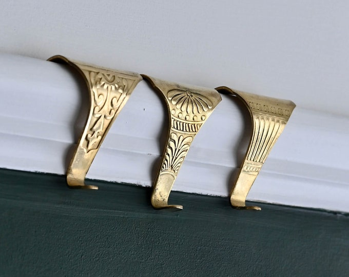 Brass Picture Rail Hooks Antique Decorative Victorian Edwardian Style