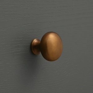 Antique Brass Cabinet Hardware - Shaker Style Knobs & Pulls - Etsy