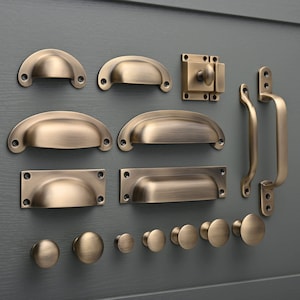 Classic Aged Brushed Brass Cupboard Handles Kitchen Cabinet Shaker Solid Drawer Pulls Knobs Bin Cup Pulls Brass UK Quality