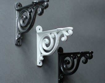 Ein Paar viktorianische Regalhalterungen aus Gusseisen, kunstvolles Design, 10,5 cm