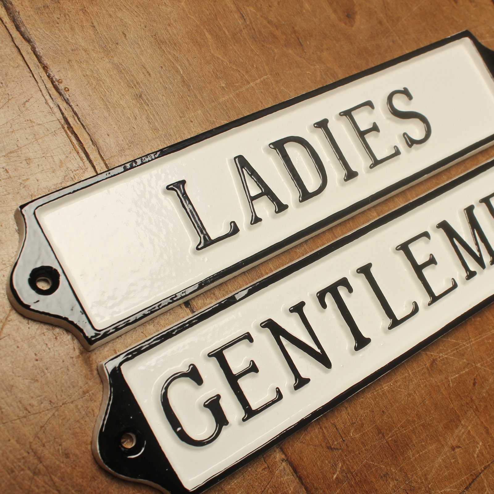 Bathroom Home & Living Pair of Brass WC Signs Toilet Signs Vintage Gold