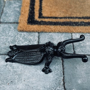 Cast Iron Beetle Boot Pull