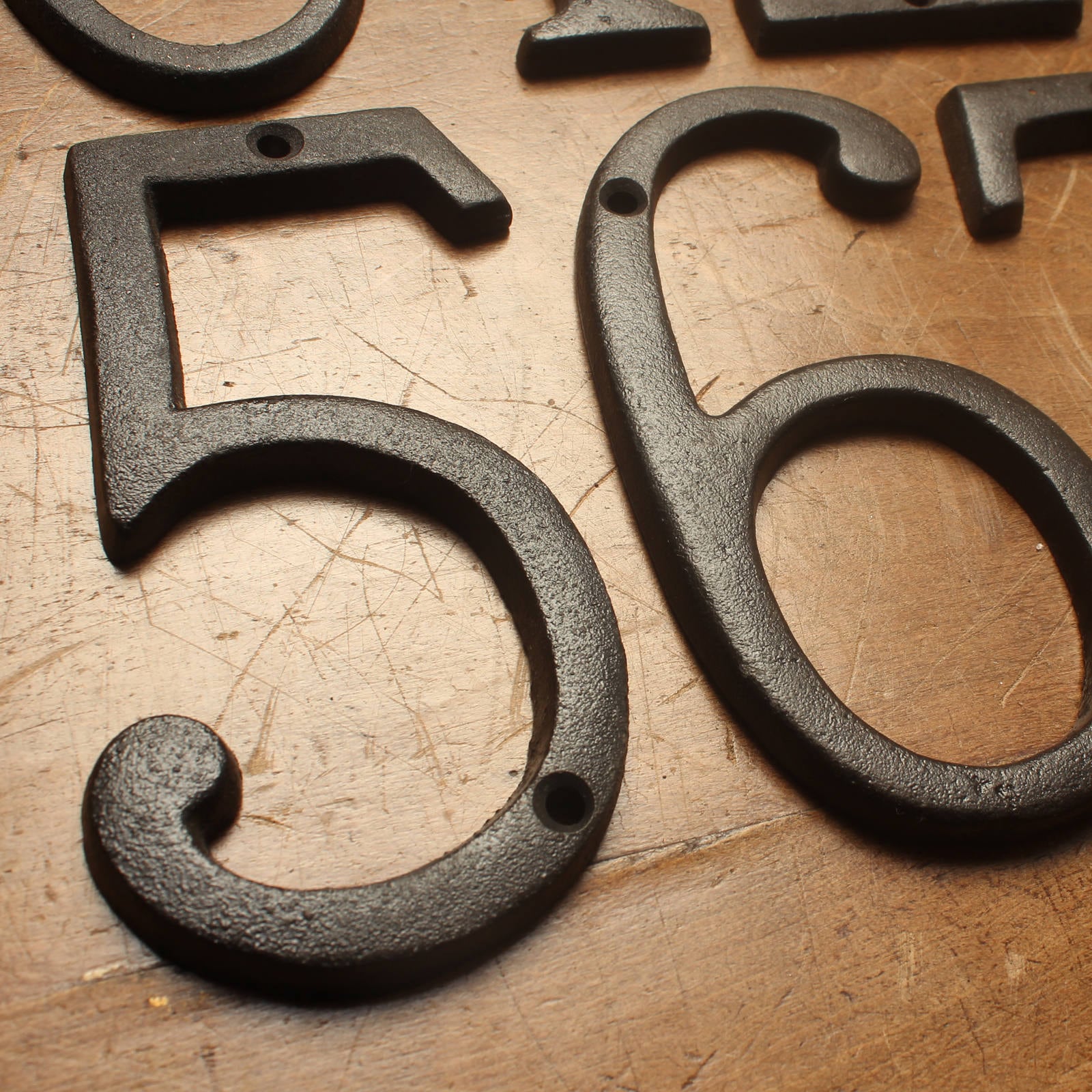 Golden 6 Inch House Numbers Number 9 Heavy Duty Rustic Cast Iron Metal Home Address Number with Unique Hammered Appearance