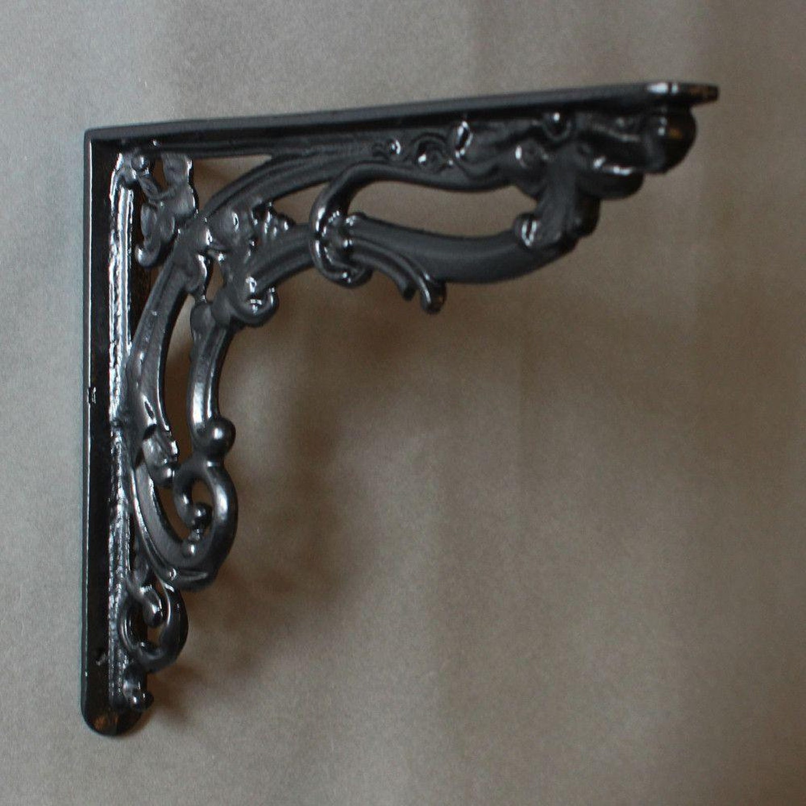 Victorian Leaf Cast Iron Shelf Bracket 10 X 12 Inch Heavy Etsy
