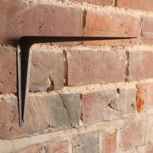 Pressed bistro shelf bracket