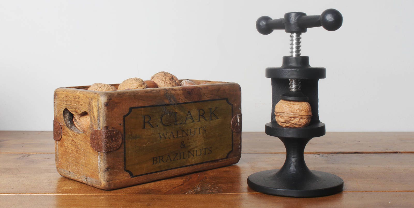 ロバートウェルチ　ナッツクラッカー　くるみ割り　マーガレットハウエル　シンプル ロバートウェルチ ナッツクラッカー くるみ割り マーガレット