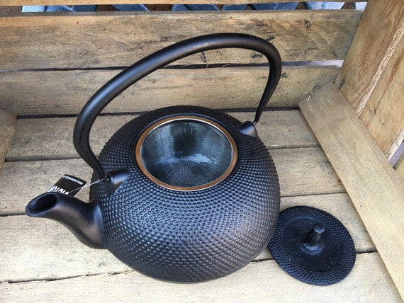 Antique Cast Iron Kettle Water Tea Coffee Pot no 8 - Teapots