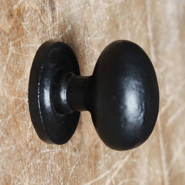 Cast Iron Cupboard Knobs Black Antique Style ~ Cabinet Drawer Door Knobs Handles Kitchen Rustic Traditional - 32mm Oval - Fullbrook (7119)