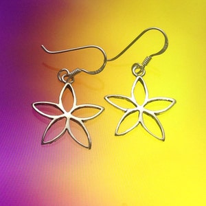 925 Solid Sterling Silver FLOWER  Earrings/Dangling/Hook/Polished/Floral Earrings/Flower Earrings