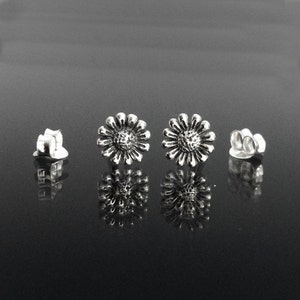 925 Solid Sterling Silver SUNFLOWER Earrings/Stud Earrings/Oxidized/Sunflower Stud