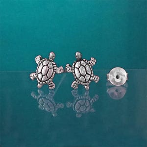 925 Sterling Silver Turtle Stud Earrings – Sea Turtle Post Earrings – Ocean Beach Jewelry – Cute Animal Gift for Her