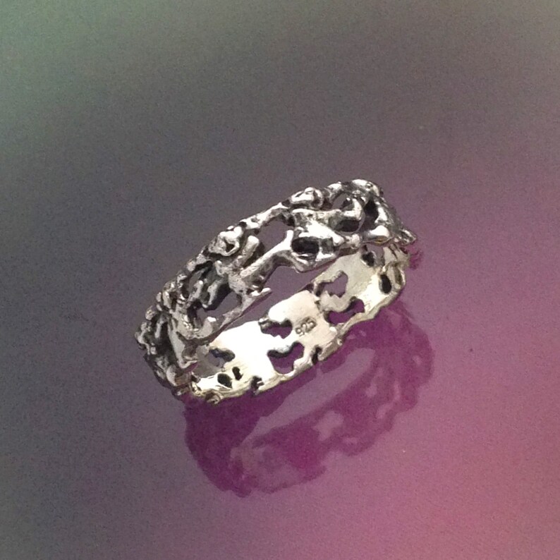 dancing bear ring