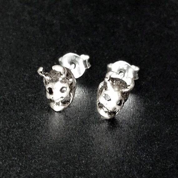 Devil Enamel Ear Cuff (Silver)SHIPS IN APRIL
